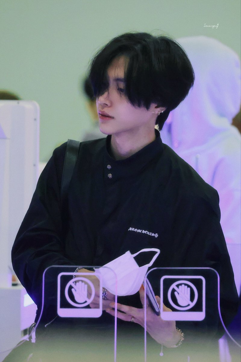 LeonaNyong's tweet image. 250923 BKK

#WONBIN #원빈 #ウォンビン　
#RIIZE #라이즈 #박원빈