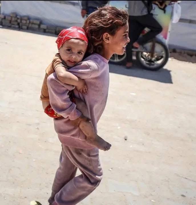 twit_inter's tweet photo. God may these children be safe forever and their families. https://t.co/GlxxHi5i4j