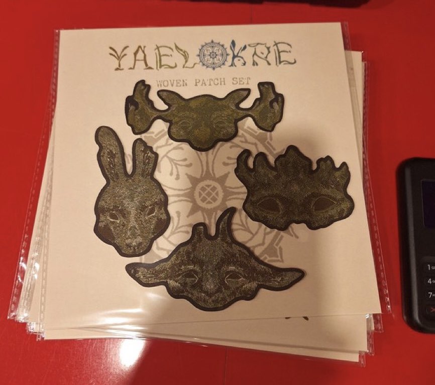 YaelokreNews's tweet photo. 📷 | Closeups on some of the merch!
Also for those who were curious, shirts &amp; hoodies sizes are s-xxl. 

{#yaelokretour #yaelokre} https://t.co/LdpBUq7Qh3