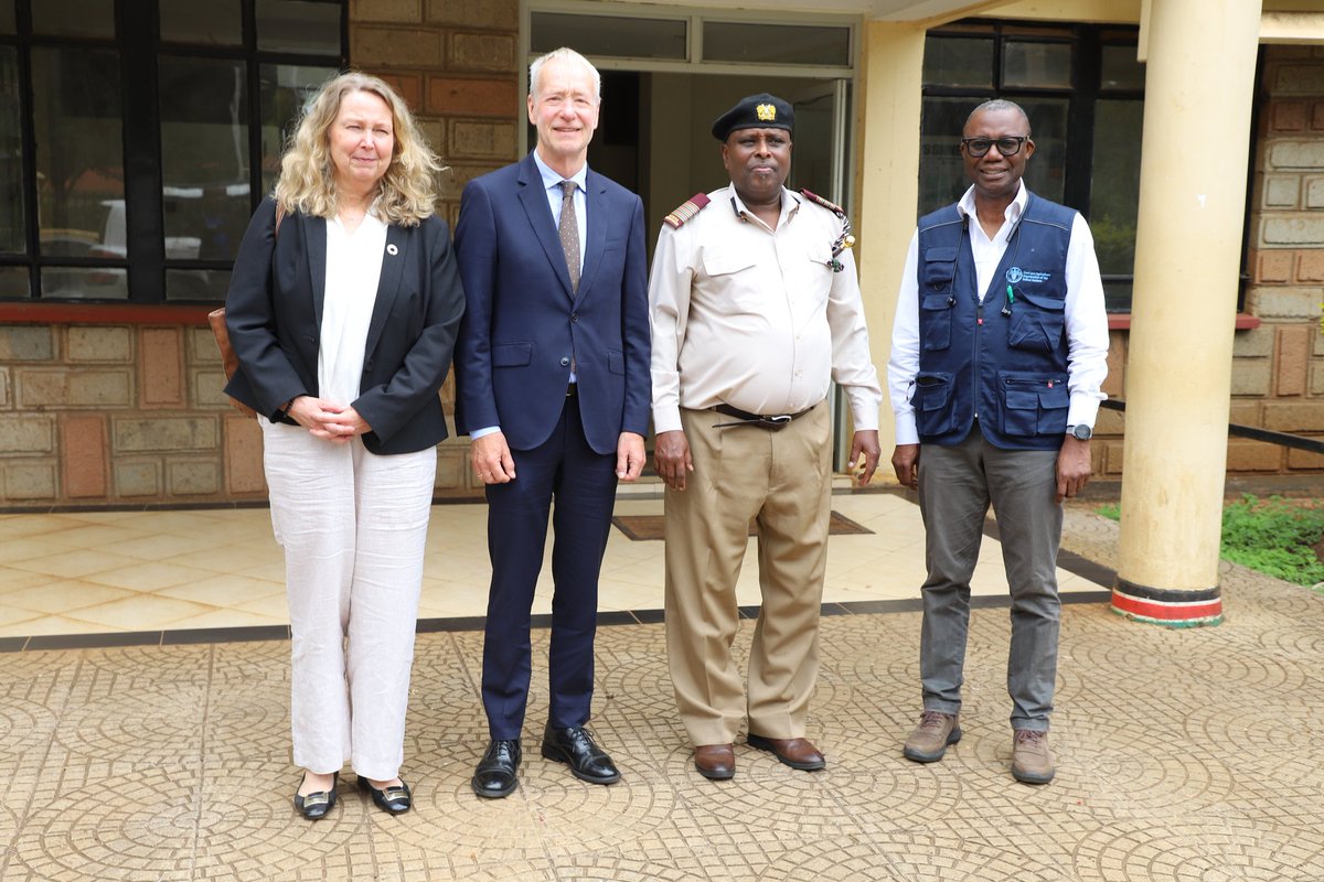 Assessing  impact of farmers registration on #KIAMIS platform in Kirinyanga County.

FAO team led by @CharlesBebay accompanied Amb. of Sweden in 🇰🇪 Håkan Åkesson  <a href="/SwedeninKE/">Swedish Ambassador to Kenya</a> &amp; @Marieottosson1 on visit to farmers &amp; Cooperatives accessing govt.  farm inputs subsidies on #KIAMIS.