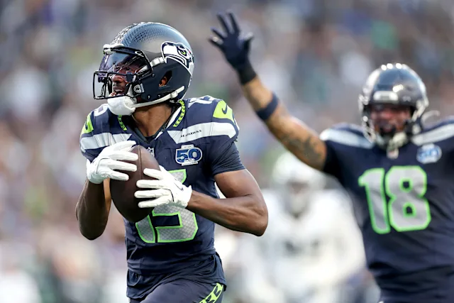 hawkblogger's tweet photo. Tory Horton Jr.'s 3 TDs ties him with Emeke Egbuka for most touchdowns by a rookie so far this season. https://t.co/cnV4RennIr