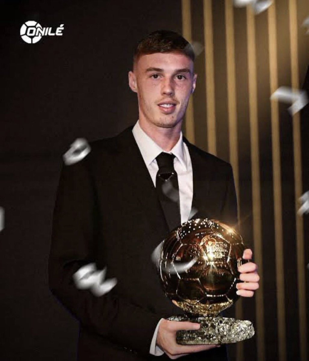 eryscfc's tweet photo. @ConnCFC Cole Palmer plays for the best club in the world and rightly deserves number 1 https://t.co/bfcM0UZDi9