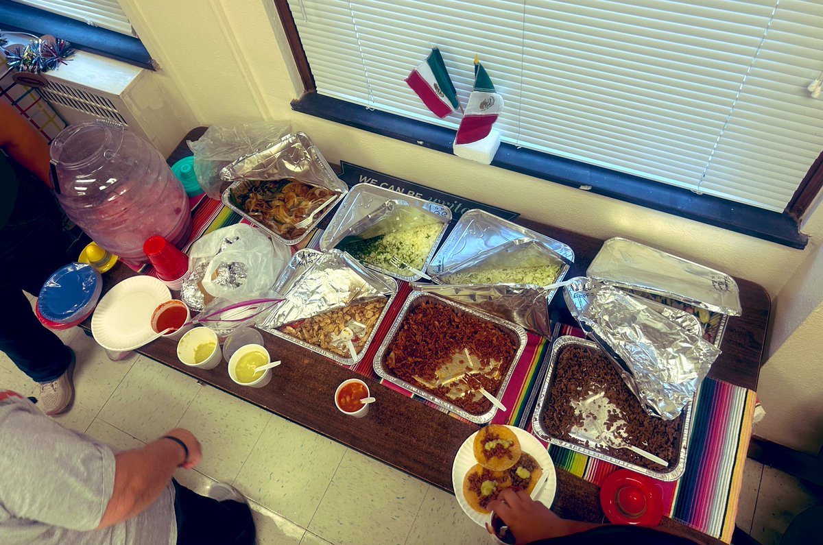 Meadowbrook Elementary School (@meadowbrookfw) on Twitter photo This #HispanicHeritageMonth, we celebrate the traditions that bring us together. A family that gathers at the table, grows together—through culture, love, and shared stories. ❤️🍽️ #FamilyTraditions #CultureAndCommunity <a href="/FortWorthISD/">Fort Worth Independent School District</a> This #HispanicHeritageMonth, we celebrate the traditions that bring us together. A family that gathers at the table, grows together—through culture, love, and shared stories. ❤️🍽️ #FamilyTraditions #CultureAndCommunity <a href="/FortWorthISD/">Fort Worth Independent School District</a>