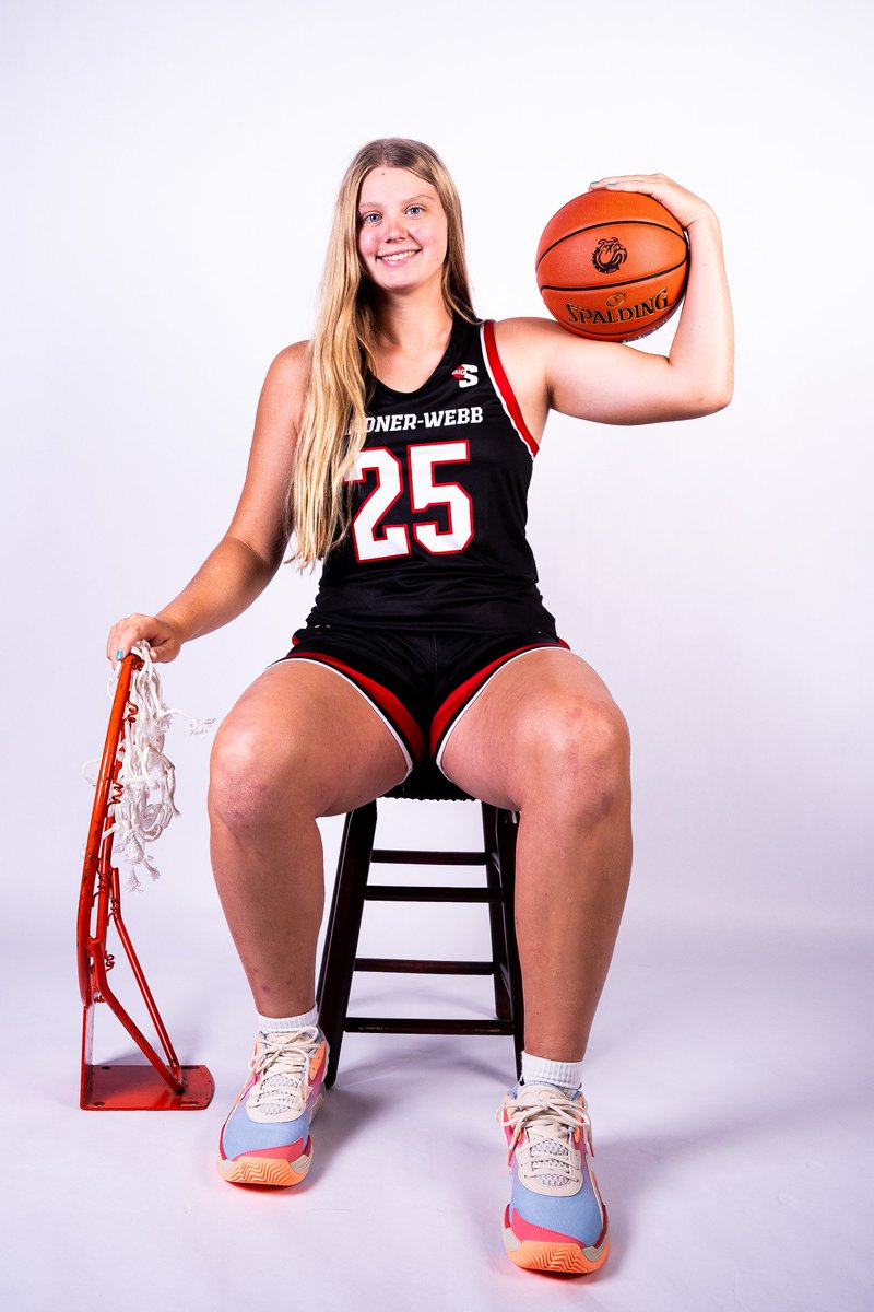 CassidyLane09's tweet photo. I’m thrilled to announce my commitment to continue my academic and athletic career playing D1 basketball at Gardner-Webb University! 🏀🙌 I want to thank the Lord for blessing me with this incredible opportunity to do what I love and the coaching staff! Let’s go Dawgs! 🐶 https://t.co/2m1WhL4F6q