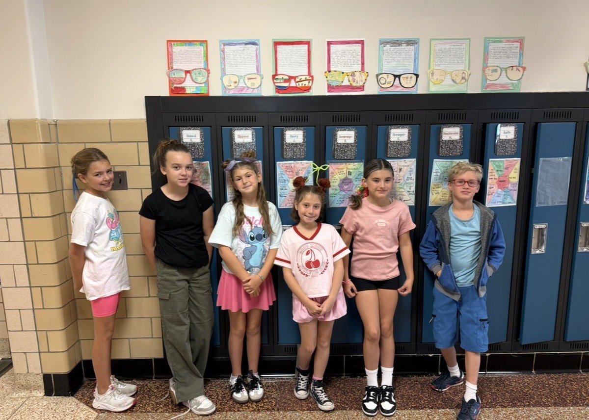 SAESTitans's tweet image. We kicked off Spirit Week with Messy Hair Monday!

Tomorrow’s dress theme is Tie-Dye Tuesday!