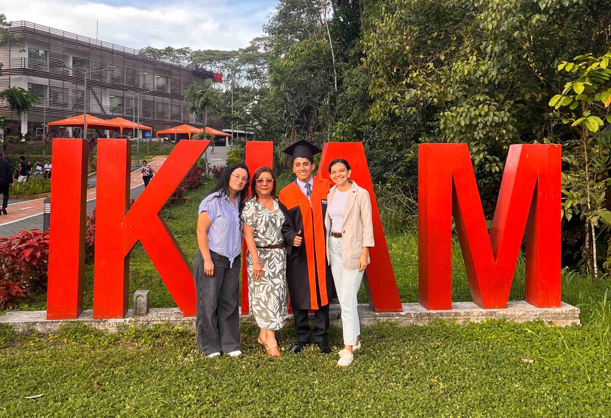 Lab Biología Molecular y Bioquímica - Ikiam tweet media