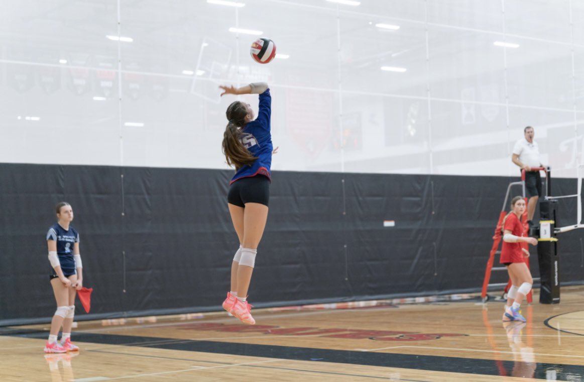 AddysonSundby's tweet image. High School Season 📸