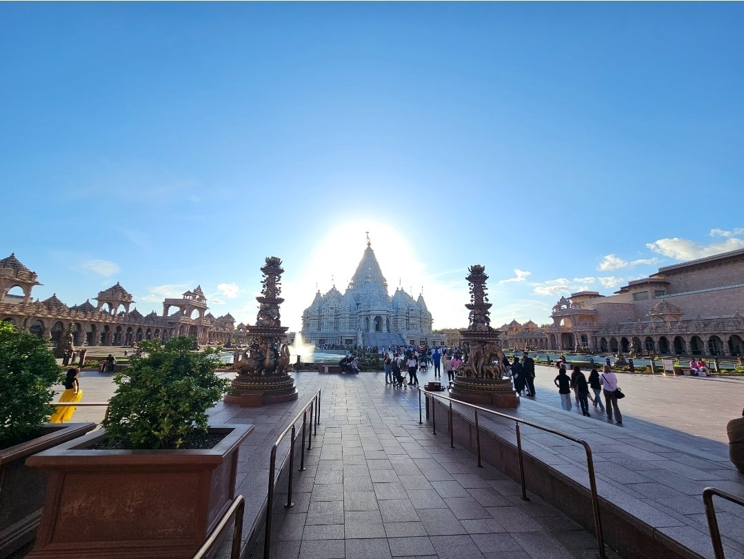 Himsikhar Khataniar tweet media