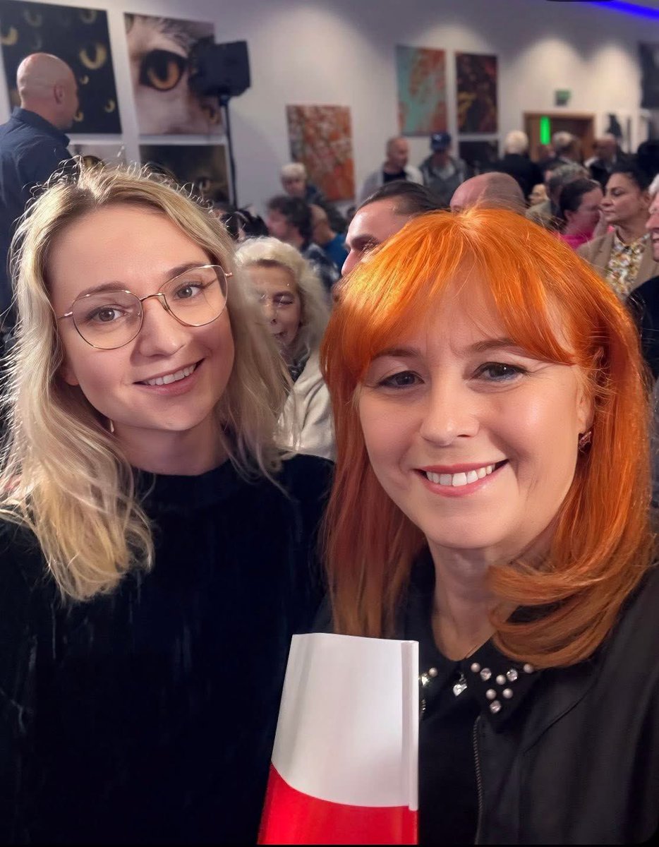 Pozdrawiamy ze spotkania z <a href="/OficjalnyJK/">Jarosław Kaczyński</a> w Poznaniu! Jest moc!