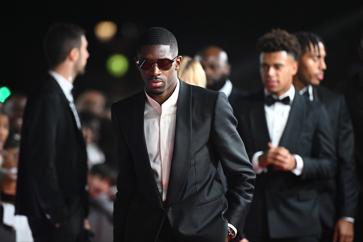 Dembélé thinks he’s gonna win the ballon d’Or 😂😂😂