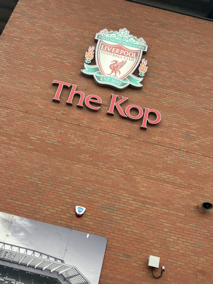 anthony_1989's tweet photo. What an amazing weekend and great result for the reds 🔥 https://t.co/qIcRckW6Sp