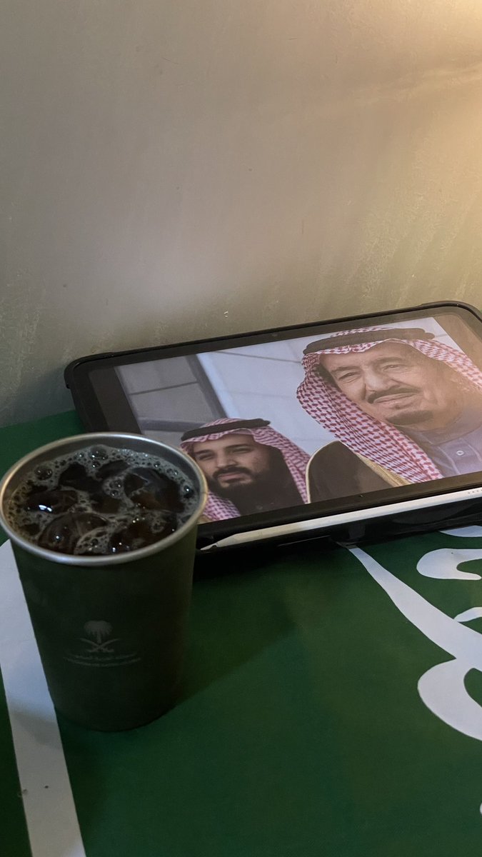 🌻 tweet media