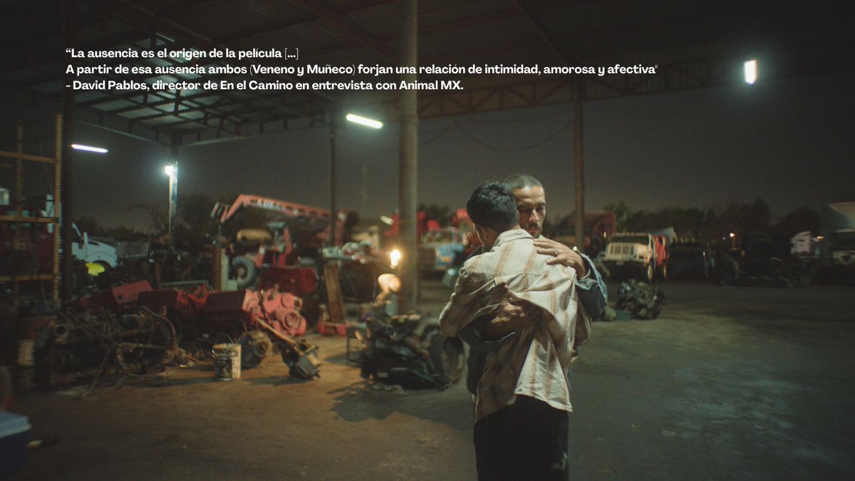 Entrevisté al director <a href="/davpablos/">David Pablos</a> por 'En el Camino'.

Luego de pasar por <a href="/la_Biennale/">La Biennale di Venezia</a> se alista para llegar al <a href="/FICM/">Morelia Film Fest</a>. 

La ausencia, la diversidad y la sexualidad vista en el mundo de los traileros es de lo que va la cinta.  Más en <a href="/AnimalMX/">Animal MX</a>. 

animalpolitico.com/tendencias/ent…