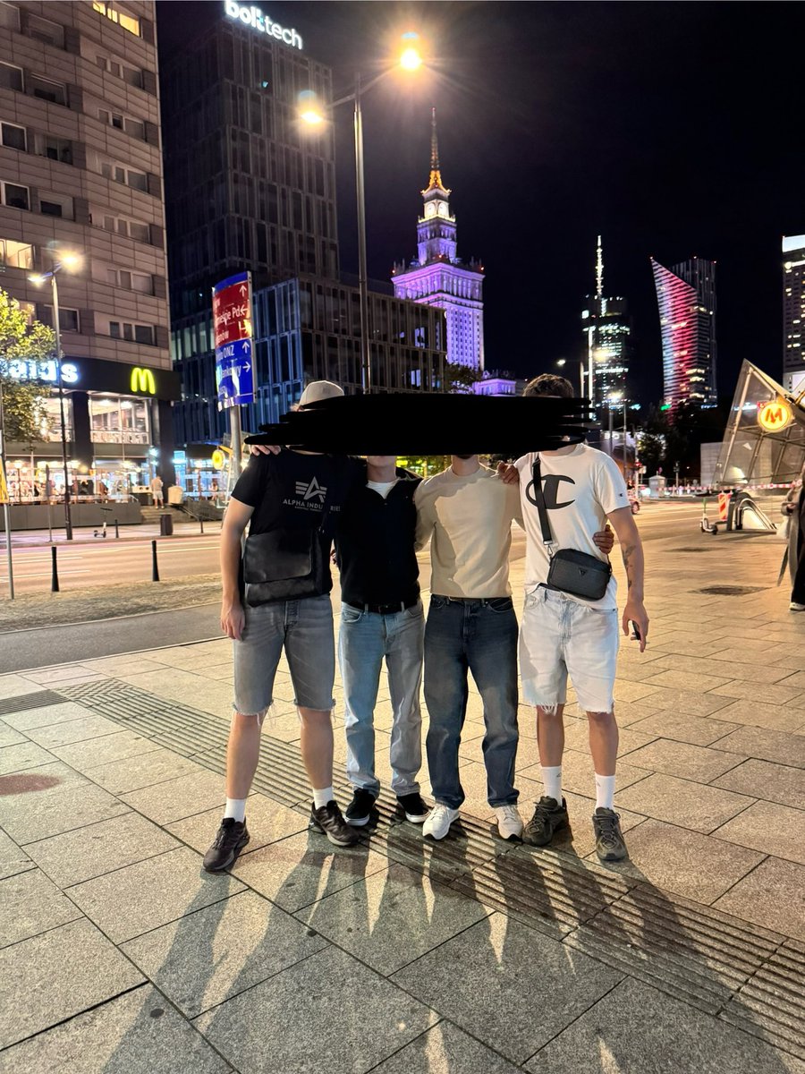 yurii760's tweet photo. While some Fogees in Korea have meeting, we met with another Fogees in Poland

@thebookofjoey how’s goin, don’t forget to share some photos.

Ciya guys

@FogoChain https://t.co/8OTpNxyqov
