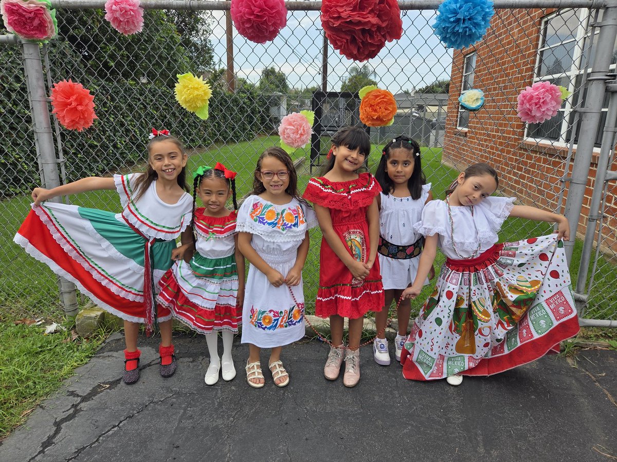 MonteVistaWCUSD's tweet photo. Hispanic Heritage Month is here!  A time to celebrate culture, traditions, and the amazing impact of the Hispanic and Latin community in our schools and beyond! 🖤💛 @WestCovinaUSD https://t.co/ElKuGiYP0S