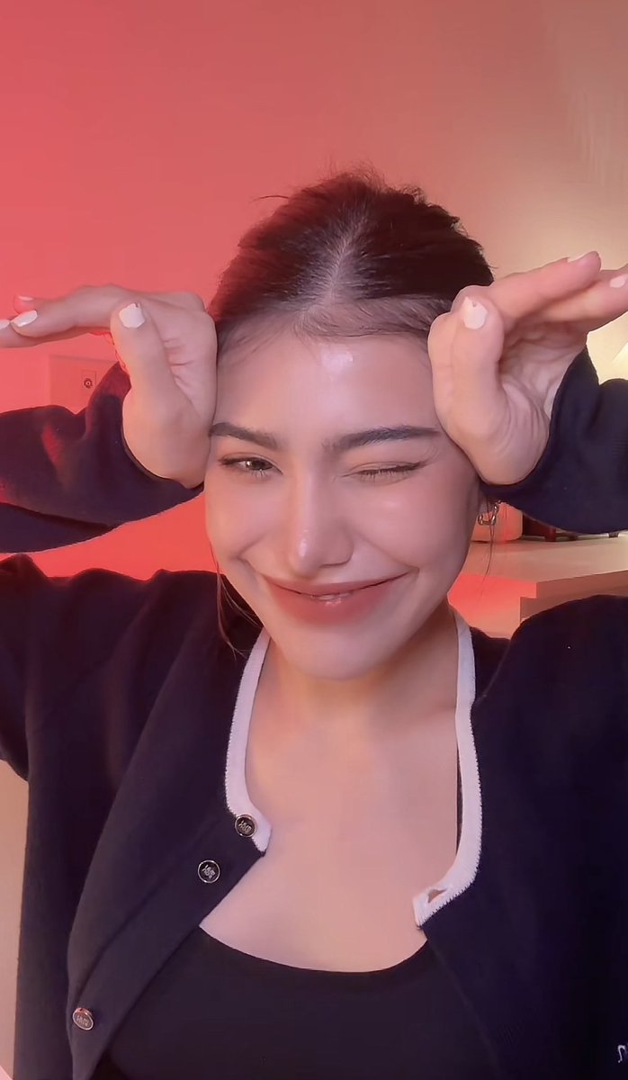 Arrow Sorn (Daisy) tweet media