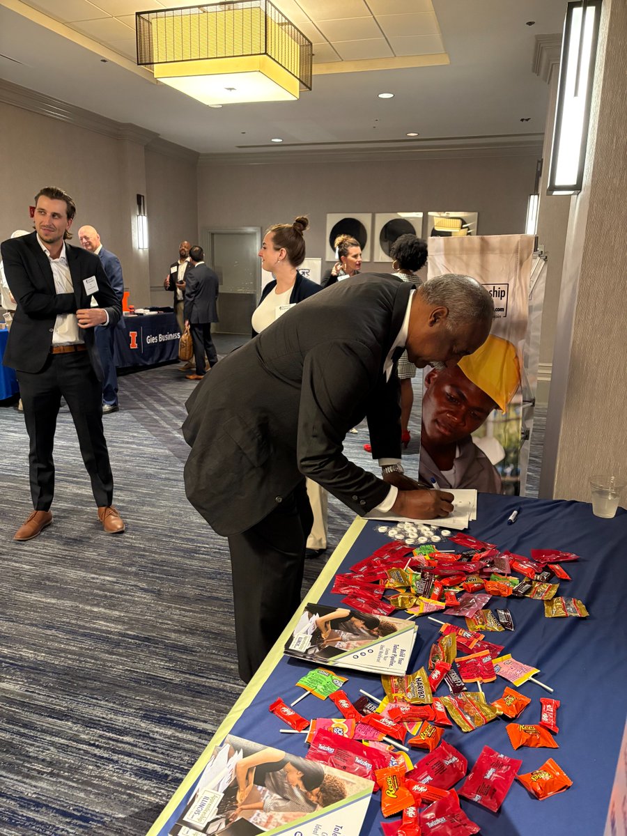 Apprenticeship Specialists Sara Espeland (<a href="/LakeCountyJobs/">Job Center of Lake County IL</a>) &amp; John Hall (<a href="/WORKWILLCOUNTY/">Workforce Center of Will County</a>), along with Ivy Hood (Apprenticeship Illinois), exhibited &amp; spoke to various Chambers of Commerce about apprenticeships at the <a href="/ILChamber/">Illinois Chamber</a> Luncheon.

#ApprenticeshipIL #ApprenticeshipUSA