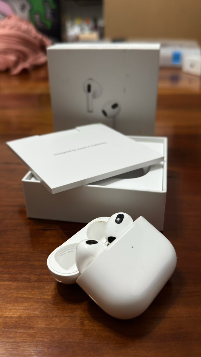 *APPLE SALE*

iPhone 16 Pro, 256gb, unlocked, 5 cases, moment filters - $800

AirPods Pro 2, comply foam tips - $120

AirPods 3 - $60

Phone is also on Swappa.