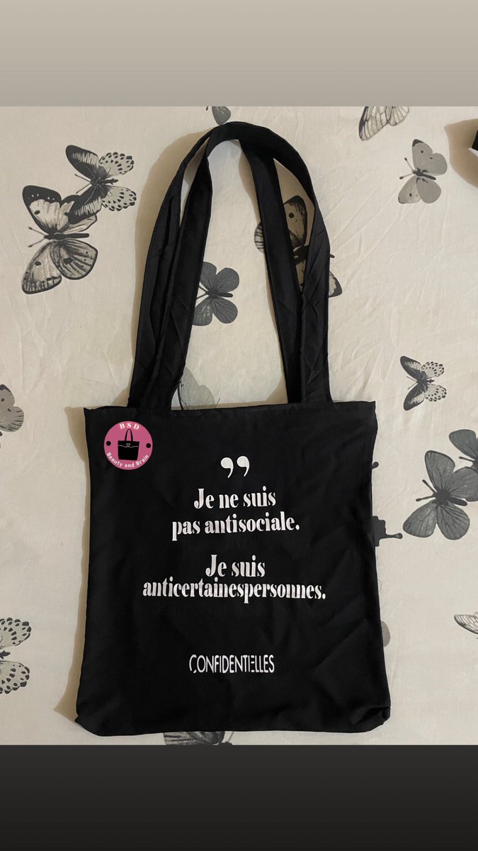 Dieyemassambaa's tweet photo. Le bouton rt est gratuit 😔

🏷️ 4500fcfa
Personnalisable ✨ https://t.co/C84tac80Kp