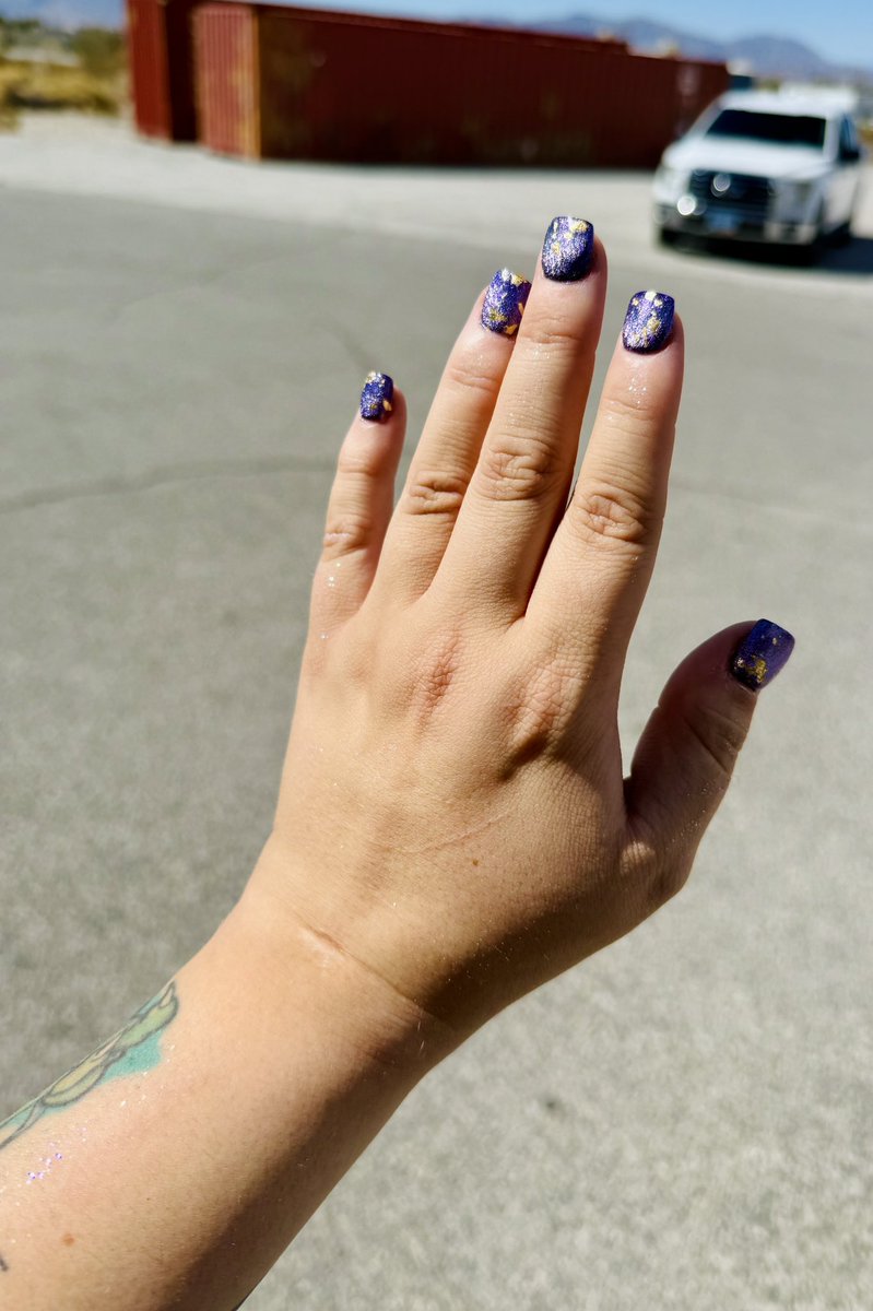 Stellar The Dutchie 🔜 ??? (@daringashiaks) on Twitter photo I’m got my nails done as short acrylics, very Rumi coded lol I’m got my nails done as short acrylics, very Rumi coded lol