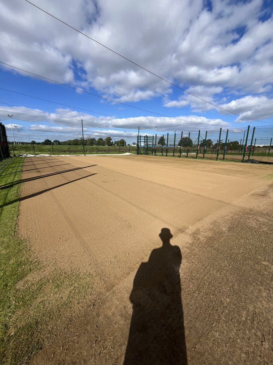 Loam &amp; Top Dressing 👨‍🌾

<a href="/pembrokecricket/">Pembroke CC</a> 
<a href="/MerrionCC/">Merrion Cricket Club</a> 
<a href="/cricketireland/">Cricket Ireland</a> HPC

#GM 🌱