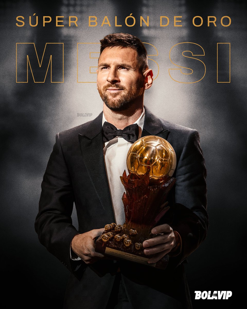 El Super Balón de Oro fue un premio honorífico que se entregó una sola vez en la historia, en 1989. Aquel año se reconoció al mejor jugador de las tres décadas anteriores, y el galardón fue para Alfredo Di Stéfano.

Según trascendió, en 2029 se otorgará por segunda vez en la