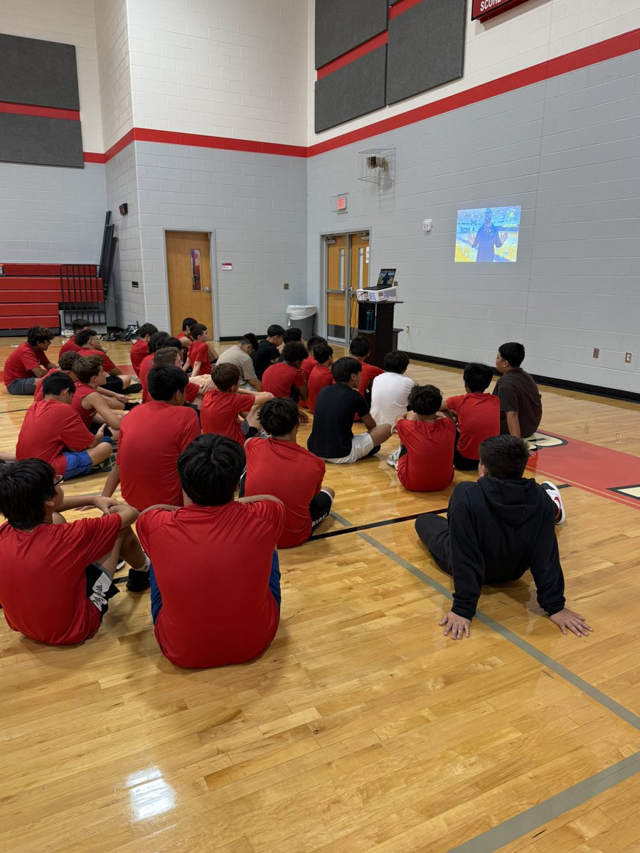 BroncAthletics's tweet photo. Your 7th Grade Broncs and our 6th Grade #BroncsInTraining hearing a good word on #Meaning thanks to @_360athletics and @coachjoshperez. #FutureTexans @wbrayfootball #BroncPride #EOK https://t.co/aH51Wg8LYi