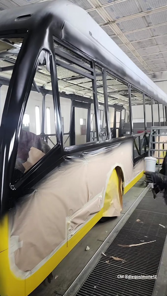 bairesbondis's tweet image. 🚍✨ Ya tenemos el diseño oficial del Trambus! Un sistema que tendrá el boleto vinculado al del subte, por eso luce sus colores. El amarillo le queda espectacular 💛. Mucho mejor que el anterior, ahora sí destaca más. #Trambus #MovilidadUrbana

@CiudadDeBondis