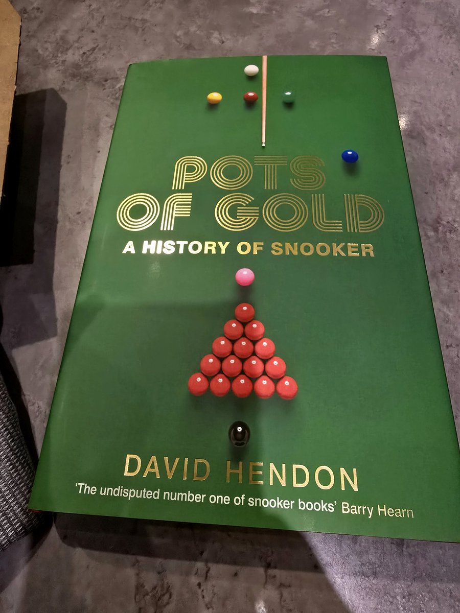 Lovely day of snooker and a nice little surprise when I got home with <a href="/davehendon/">David Hendon</a> new book ☕️

#wst #worldsnooker #potsofgold