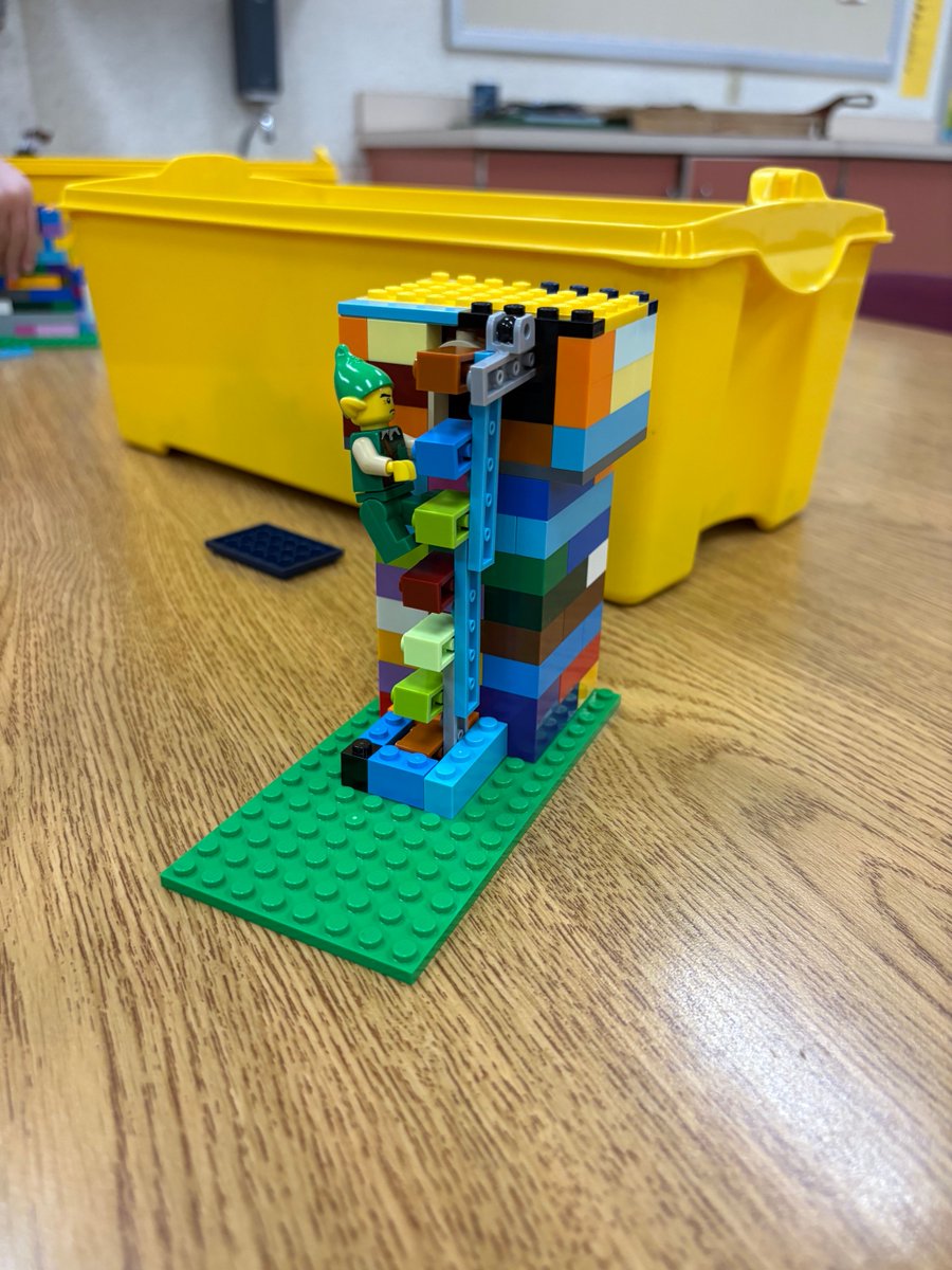 DeKalbCF's tweet image. The DeKalb Central Foundation is proud to support Hawks Soar students with Lego STEM projects at Country Meadow Elementary! In week one, students engineered bridges to span a river, and in week two, they designed Rapunzel’s tower—complete with an escape plan!
#WeAreDeKalb