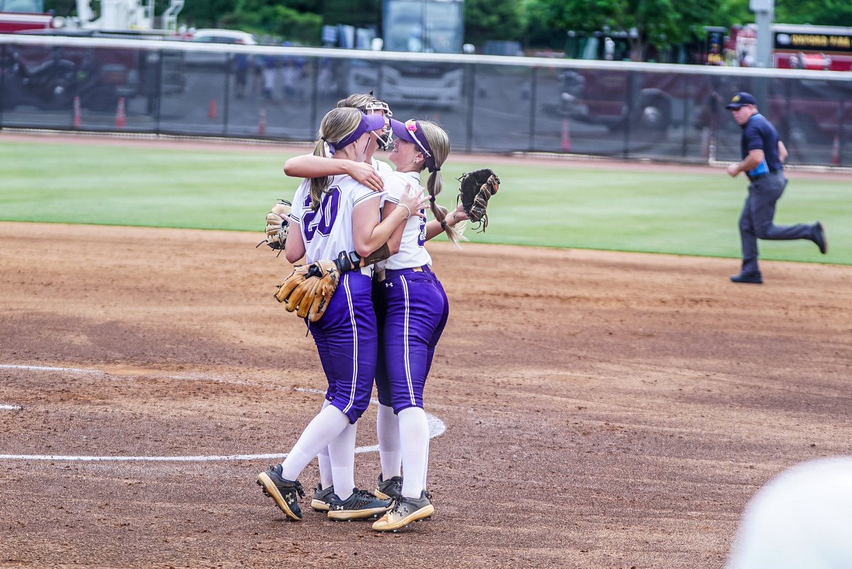 MontevalloSB's tweet image. Monday Mood: Fall ball is back this week 🤩

#TogetherWeRise