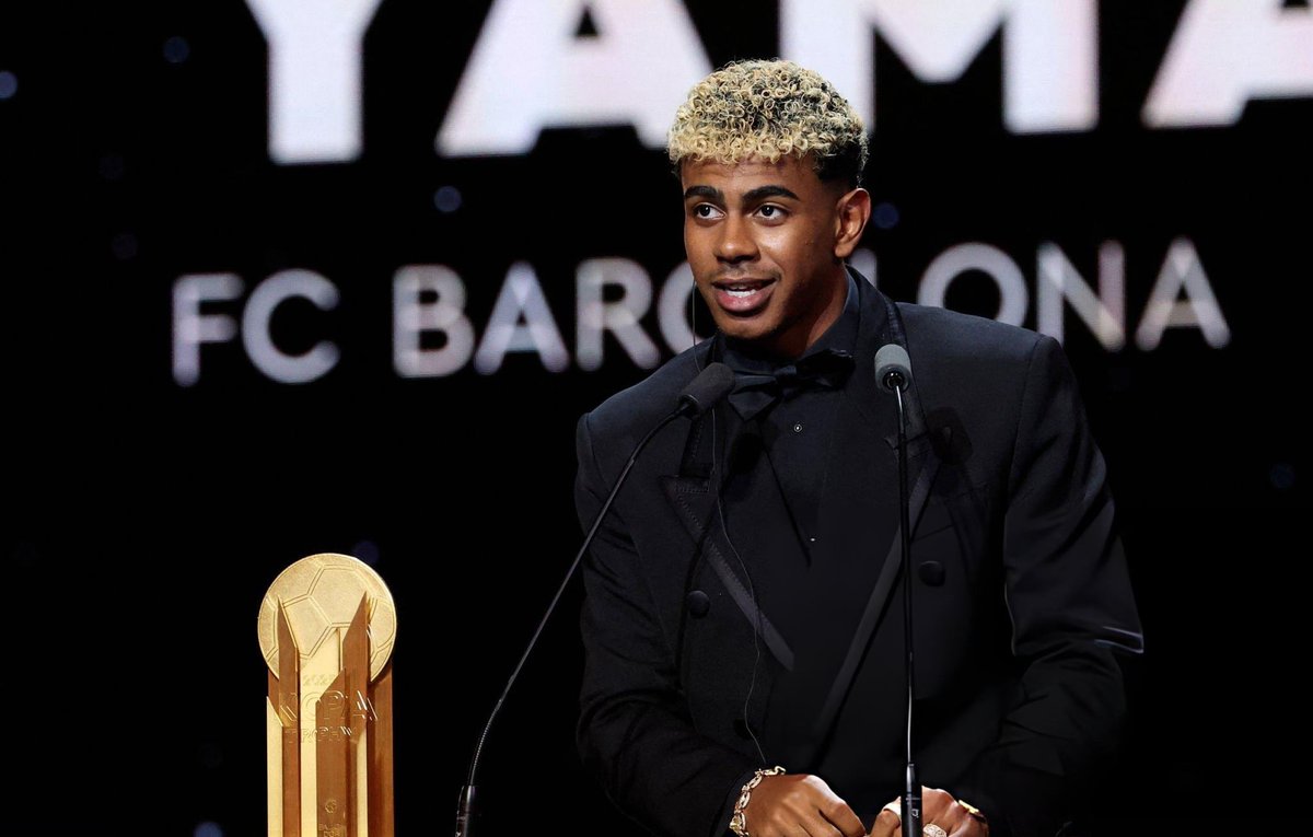 barcacentre's tweet image. Lamine Yamal: "Thanks to Barça, the national team, and my teammates. Without them this wouldn't be possible."