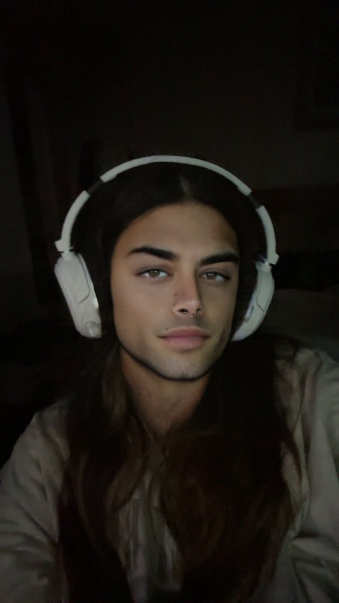 evbeans's tweet photo. i’m desperate for more moots :p so heres me
21yo, LESBIAN, i like women, music, jodie comer, and more women
#lesbiantwt #yjtwt #promotwt #aaatwt #LESBIAN https://t.co/0JqDbexDjK