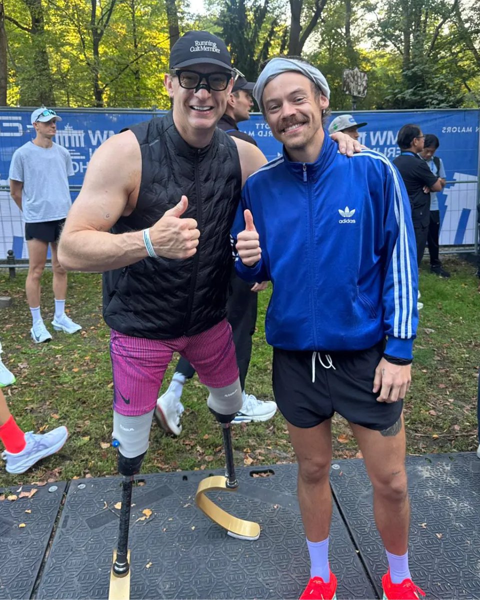 Page Six tweet media