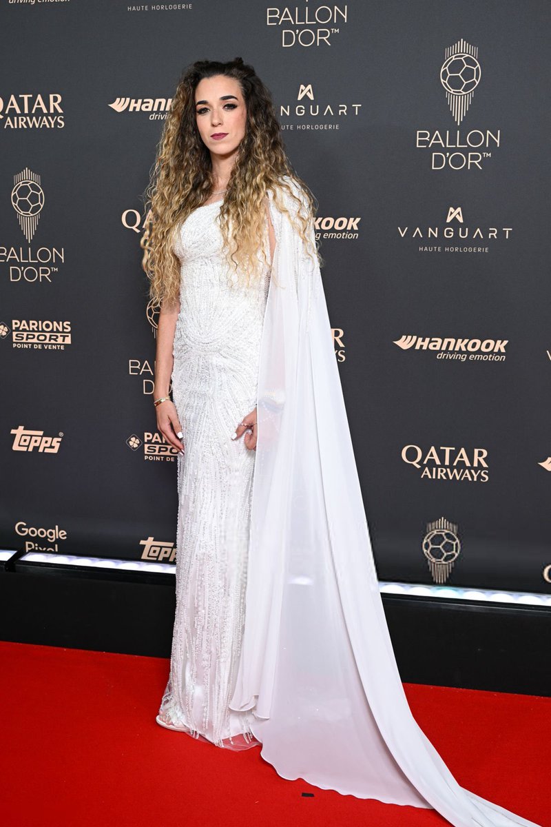 Diogo Jota's wife is present tonight at the #BallonDor ceremony ♥️