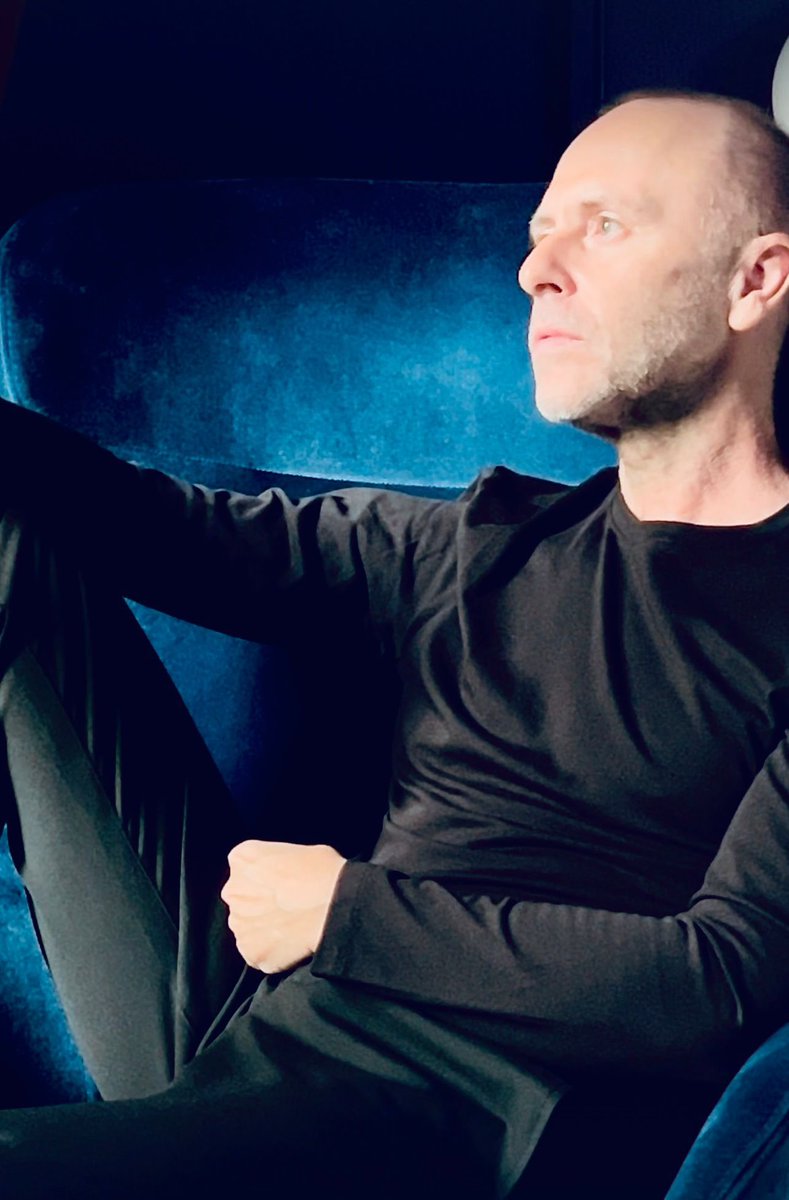 🎨 CARTELISTA SEMANA SANTA 2026

🟣 El artista Antoine Cas realizará el cartel de la #SSantaSevilla26.

📲 <a href="/ElConsejoSev/">Consejo HH y CC Sevilla</a> <a href="/AntonioCasamit1/">ANTOINE CAS</a>