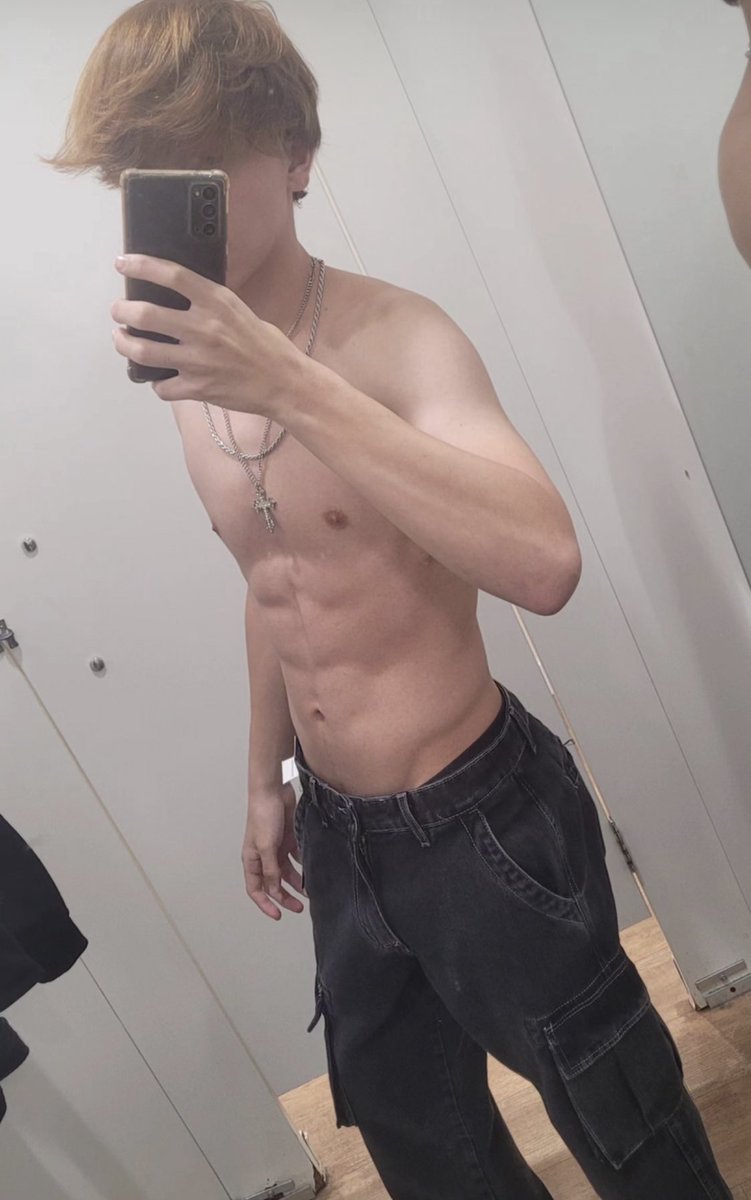 whisymaven's tweet image. Recuperando aqui as fotos do meu antigo celular pra poder utilizar elas dnv