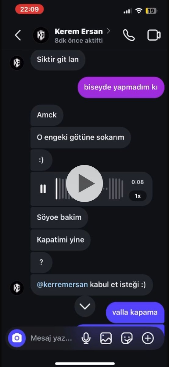 biktimbiiktim's tweet photo. Kerem celal ersan adlı kişi sosyal medya üzerinden bir çok kızı taciz ediyor reşit bile olmayan küçük kızlardan fotoğraf video isteyip tehdit ediyor yani pedofilinin teki kızların güvenliği açısından acilen içeri alınması lazım instagram’ı@ kerremersan @EmniyetGM @solcugazete60 https://t.co/bRxqdR8ans