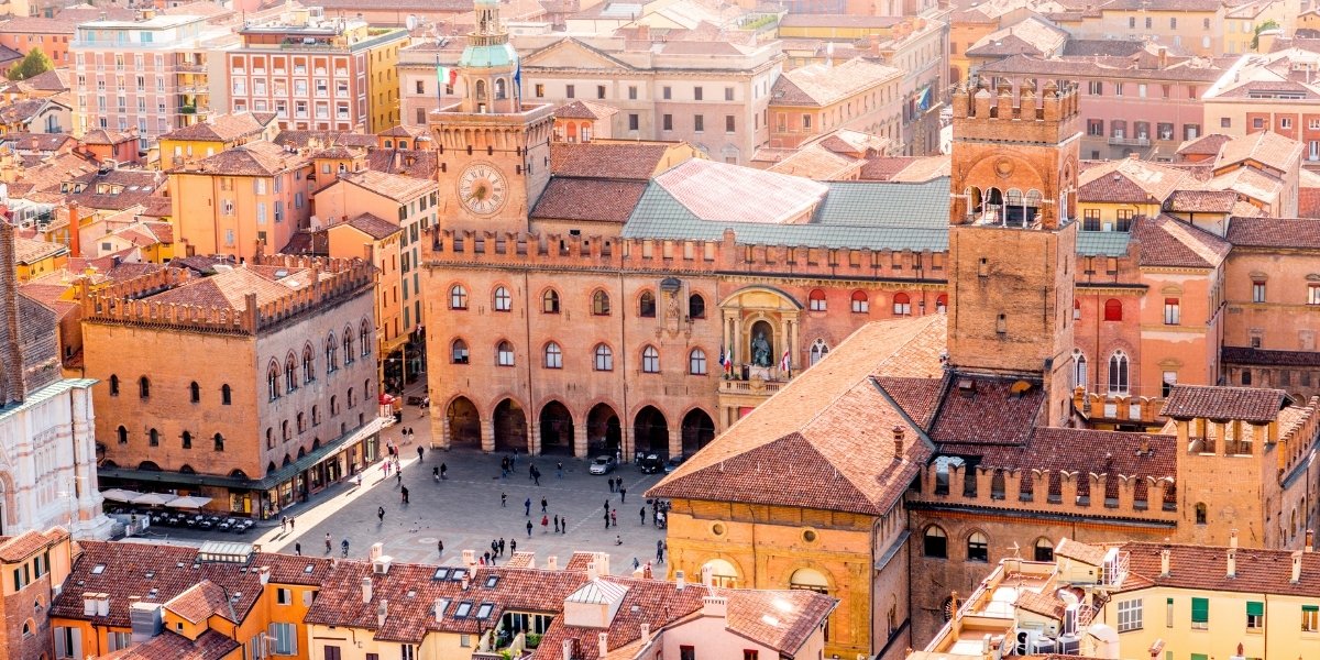 Get ready to indulge your taste buds in an unforgettable culinary adventure through the streets of Bologna. This itinerary will take you on a self-guided tour of the food capital of Italy, where you’ll discover the city’s bit.ly/46iN6po