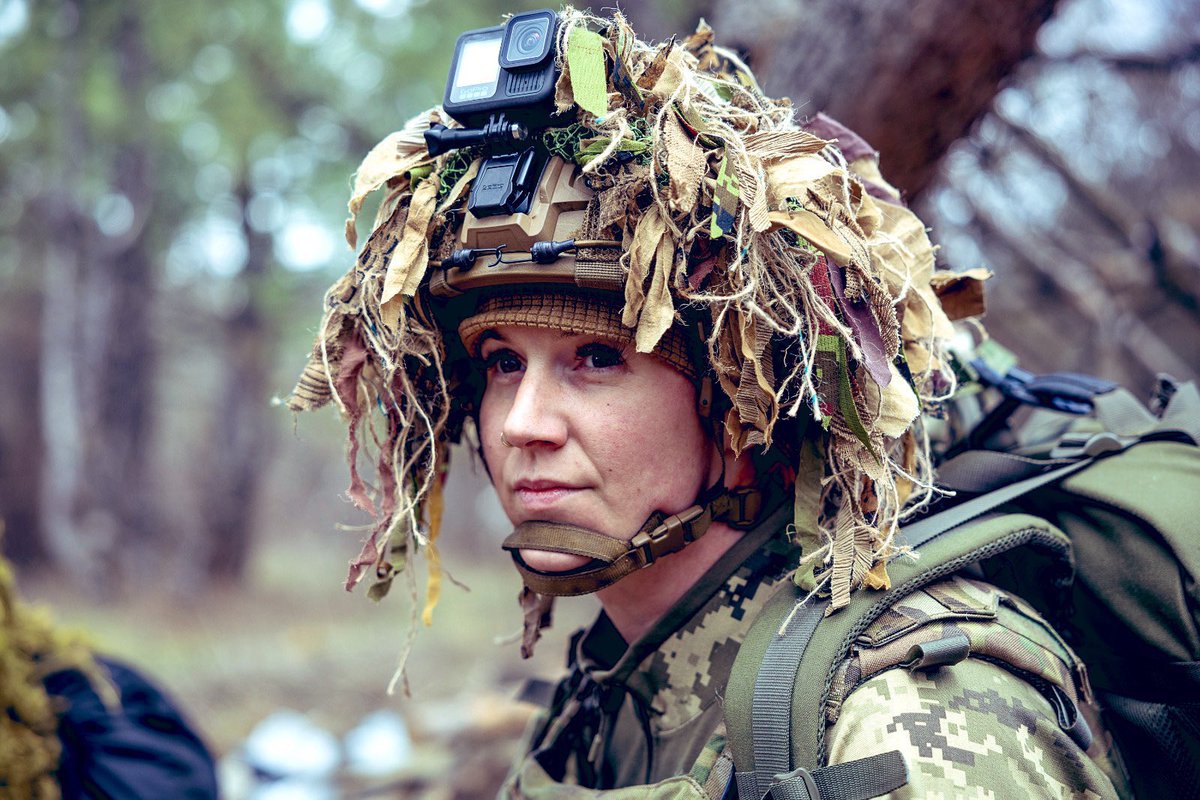 AprilHuggett's tweet image. Pro life tip from a soldier in Donetsk Oblast: 

If everyone’s an asshole, you are probably the asshole. 

#SupportUkraine