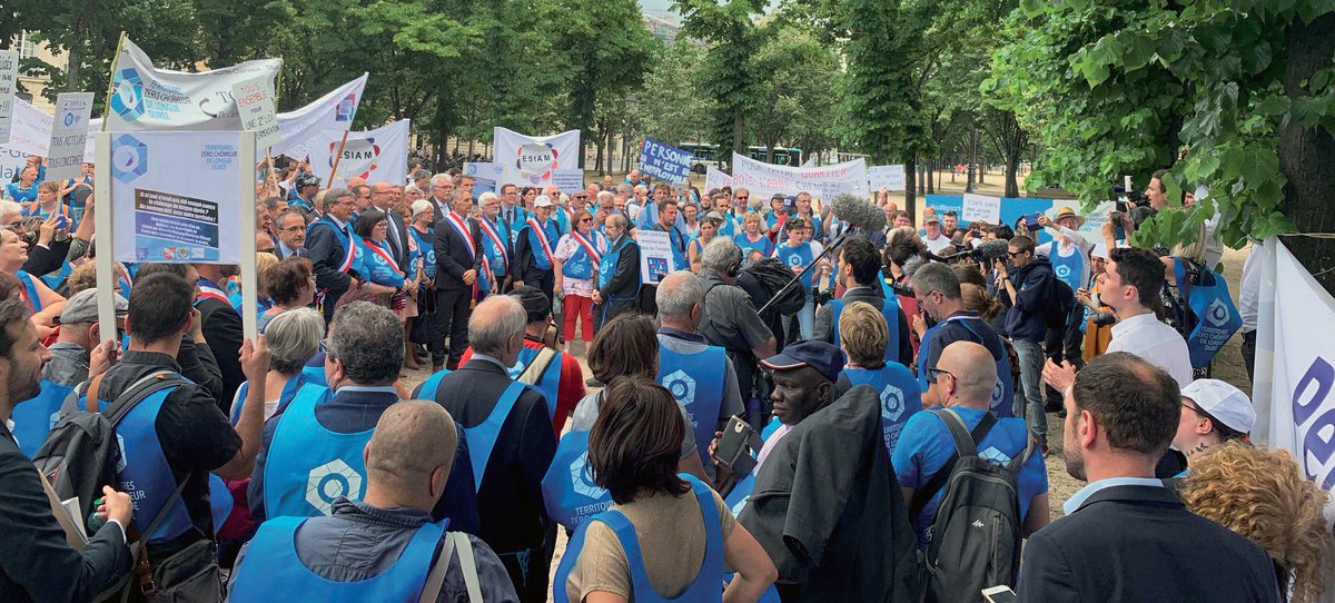 Comment expliquer que le Gouvernement démissionnaire ait mis son véto à 2 territoires (Costa Verde et Bouffémont) lors du CA du fonds TZCLD alors que ces territoires ont été habilités par le Gouvernement non démissionnaire ? On attend les explications de <a href="/SebLecornu/">Sébastien Lecornu</a> #Kafka