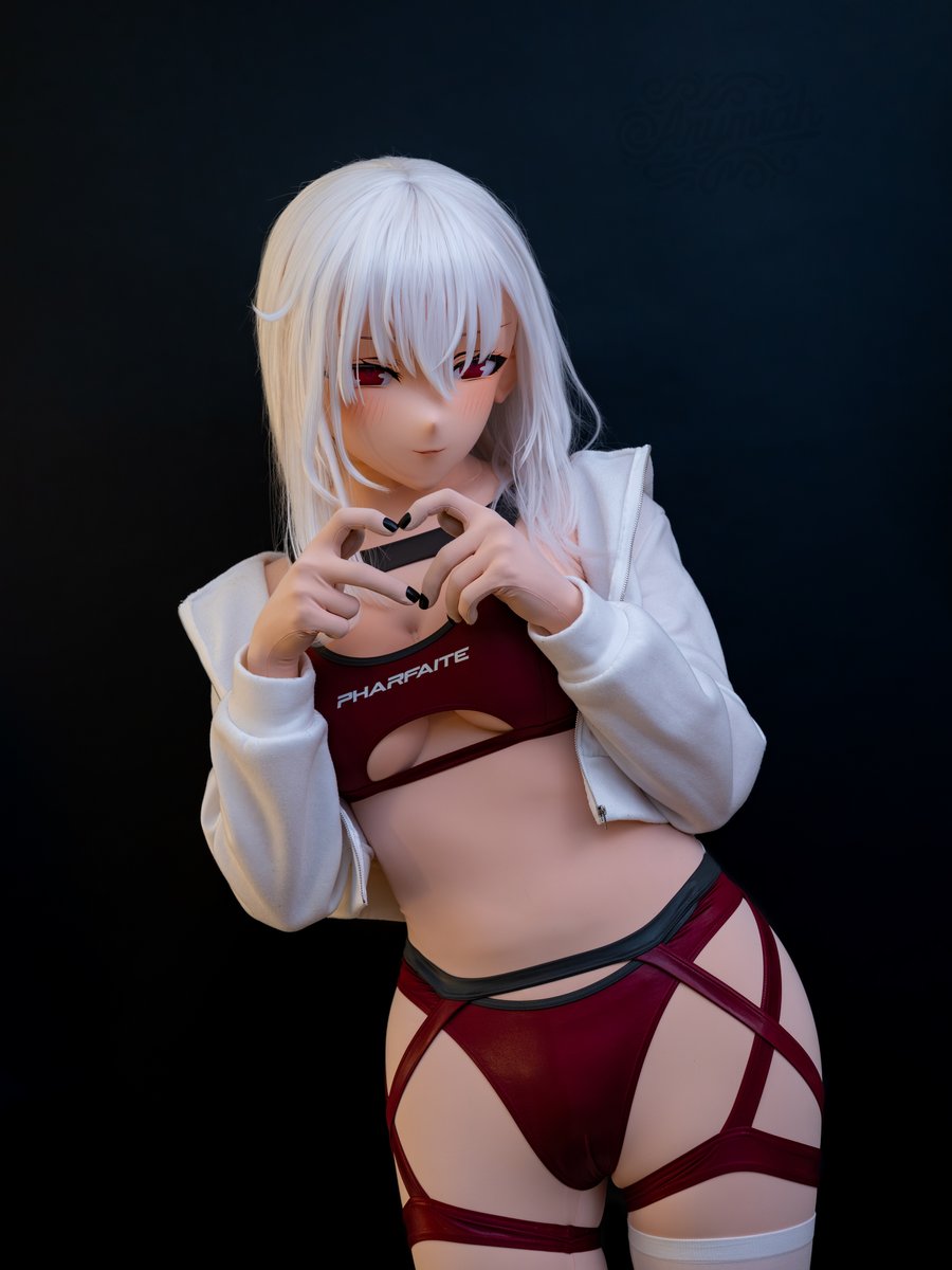 Pretty daring swimsuit, isn’t it...? I chose it because I wanted to make you happy.

📸: <a href="/AzuKigu/">Azu</a> 🤍

#kigurumi #着ぐるみ