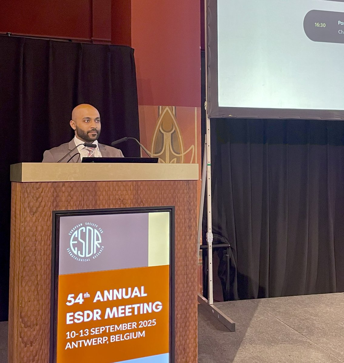 Rahim Hirani, MD-PhD student,  presents his work “IL-1 Signaling Blockade Mitigates Inflammation and Improves Survival in a Mouse Model of Recessive Dystrophic Epidermolysis Bullosa”  during the 54th Annual European Society for Dermatological Research  Meeting in Antwerp, Belgium