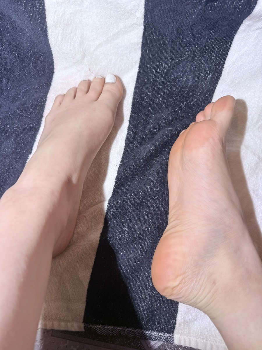 ✨ Bow down to your Goddess ✨
These soles aren’t just pretty— they’re your addiction. 💋
Show me how much you crave them, paypig. Tribute first, play after. 🖤👣

#FootFetish #FeetGoddess #FootWorship #FeetPics #Paypig #Findom #CashPiggy #ObeyGoddess