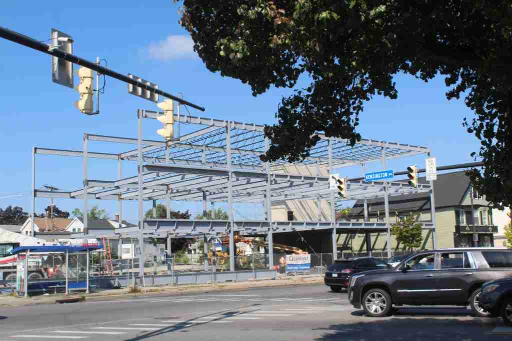 Ken-Bailey Project Update: Uniland is proud to lead the construction management of <a href="/EvergreenHS/">Evergreen Health</a> &amp; <a href="/CASWNY/">Community Access Services of Western New York</a>’s new three-story, 36,000 SF comprehensive healthcare center at this historic intersection in East Buffalo. <a href="/BuffaloRising/">Buffalo Rising</a> highlights the project: buffalorising.com/2025/09/constr…