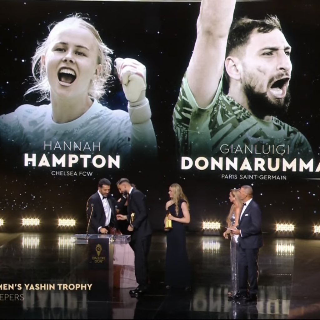 talkwba's tweet image. HANNAH HAMPTON WINS YASHIN TROPHY!
CONGRATULATIONS AND BOING BOING! 💙🤍 @hannahhampton_ #wba #BallonDor