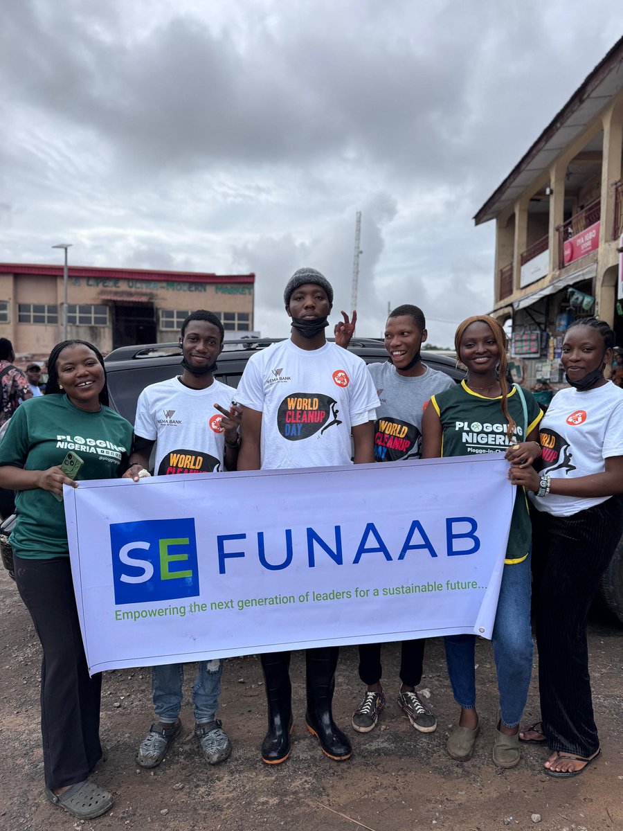 shegzbrown95's tweet image. Shegzbrown was live at kuto market,On world cleanup day 2025 to collect some recyclables with other Environmentalist including @Orangestrategy recycling 
@wemabank
@ploggingnigeria
@sefunaab

Buildings a better future together #sustainableinnovationpath 
#SustainableMobility