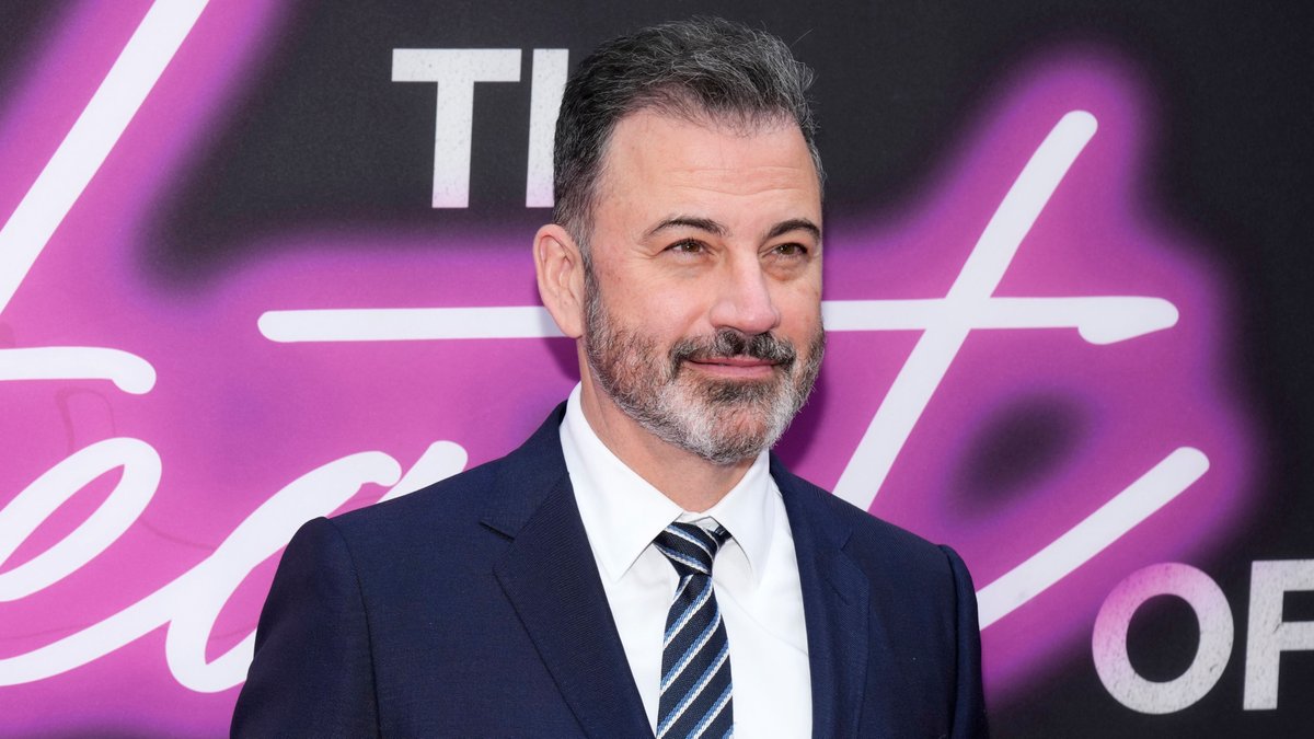 10/11 News tweet media