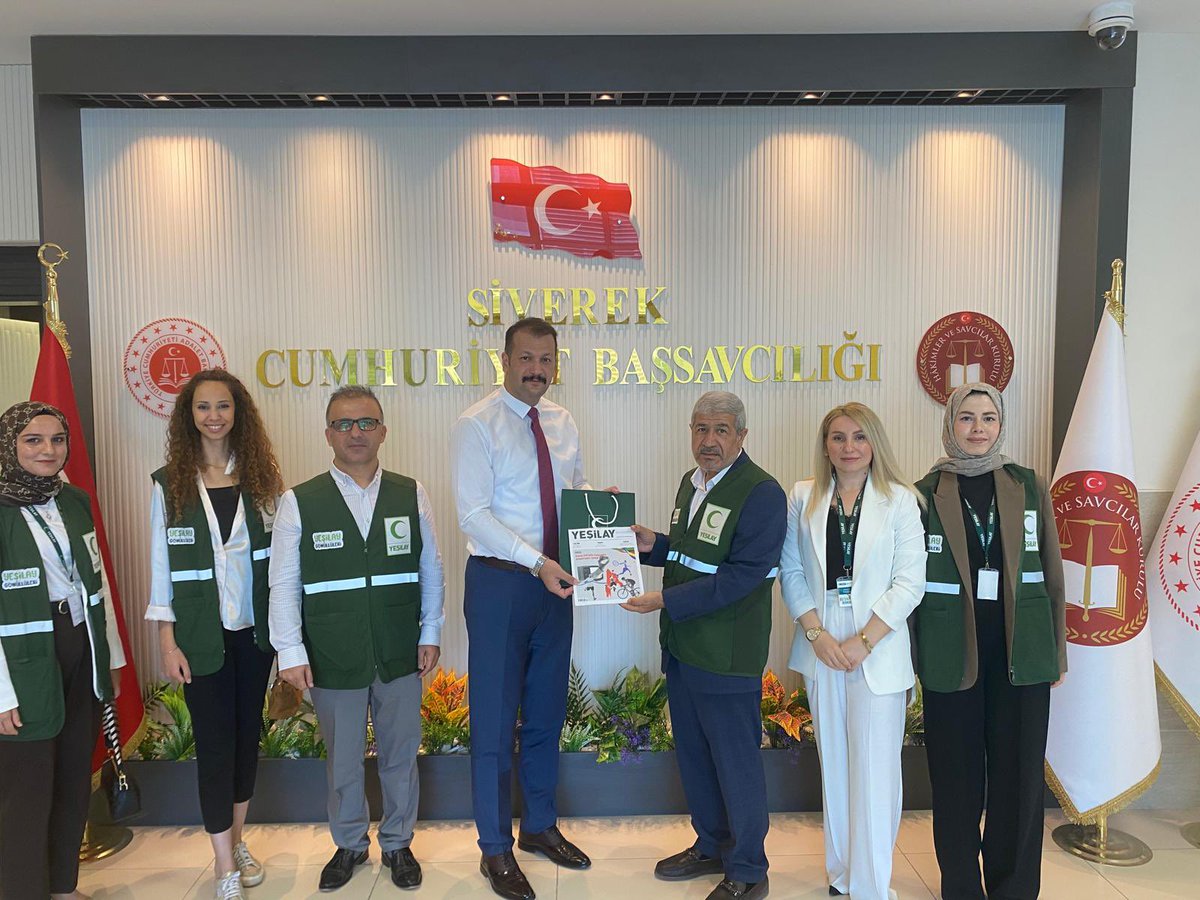 sanliurfaolay's tweet image. Yeşilay’dan Siverek Cumhuriyet Başsavcılığı’na Ziyaret 
sanliurfaolay.com/haber/26345392…

#patlama #SONDAKİKA #GSvKNY