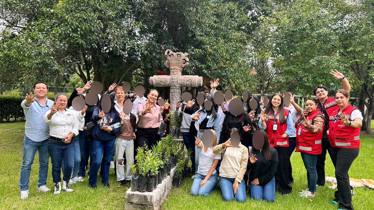 SRNYMA's tweet image. 🌍♻️ ¡Es hora de decirle adiós al plástico de un solo uso! 🚫🌱

Los estudiantes del CETIS 148 ya están tomando acción con un ciclo de charlas para #CuidarElPlaneta. 

¡Juntos podemos hacer la diferencia! 💪💚

#SinPlásticos #CambioVerde #CETIS148